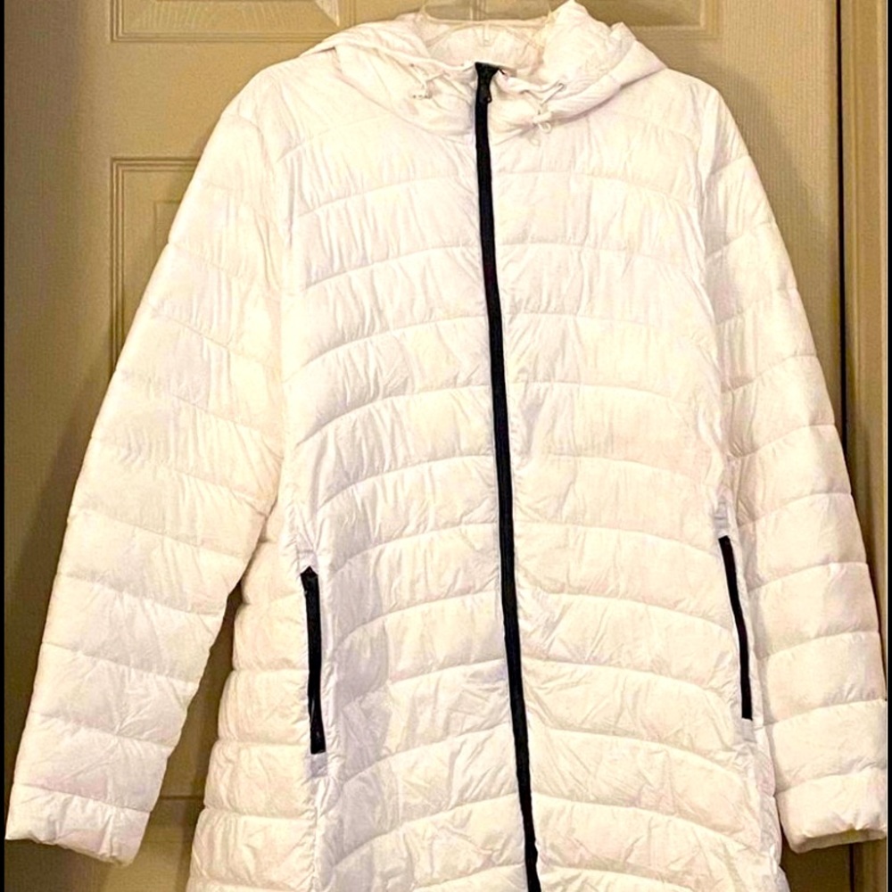 White jacket Gap!